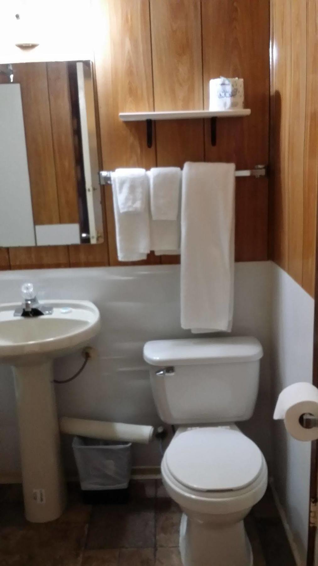Motel Century Ii Fort Macleod