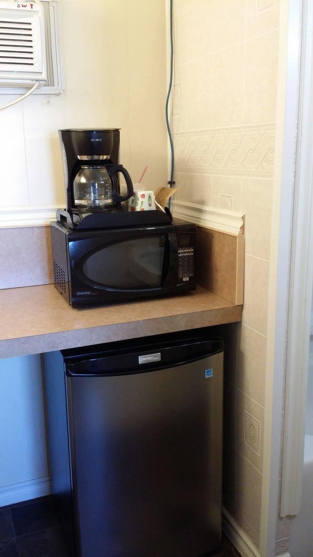 Century Ii 2* Fort Macleod